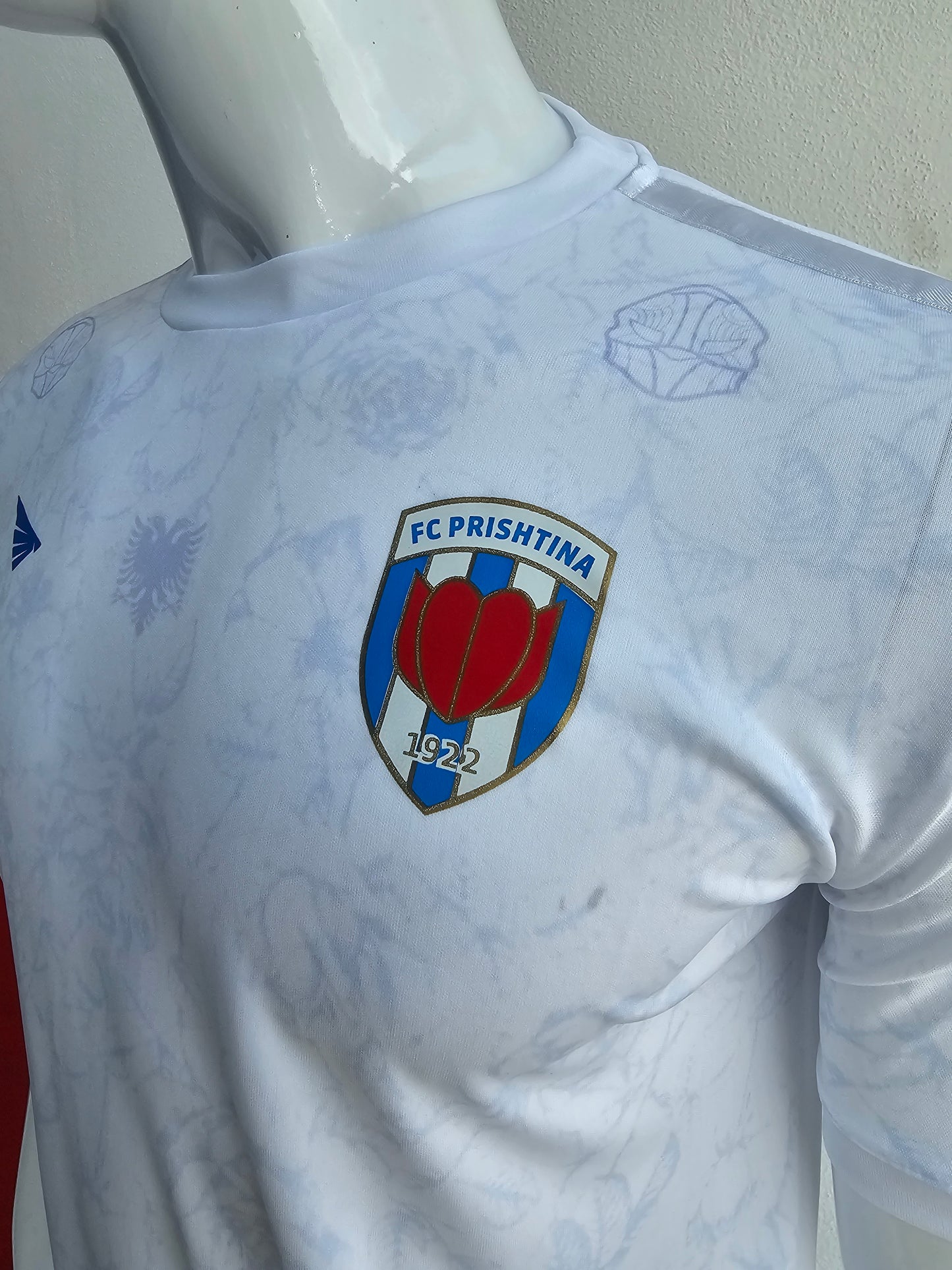 FC PRISHTINA HOME KIT (Replica)