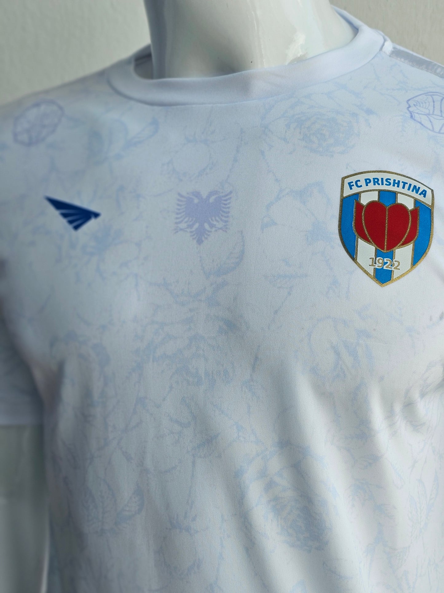 FC PRISHTINA HOME KIT (Replica)